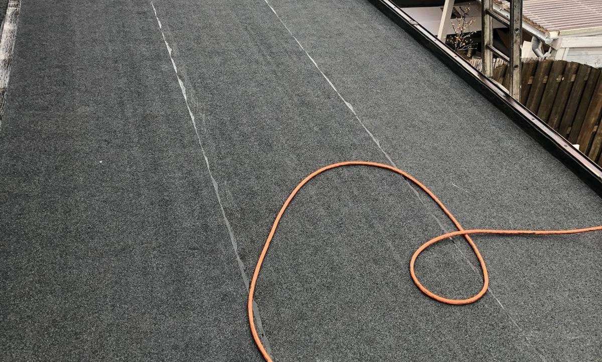 Renovatie van bitumen dak in 0316